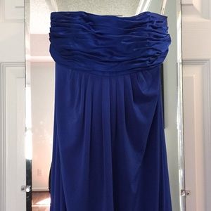 💙 Floor length blue dress